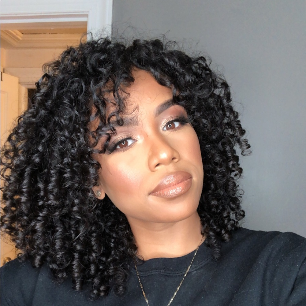 Meet your Posher, Vanessa